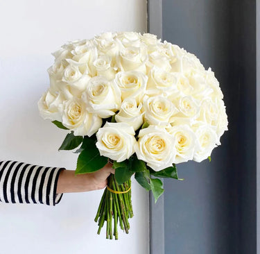 Champagne White Roses, Elegant, 50-Stem Bunch,hand-tied bouquet ,Buy Champagne White Roses Online